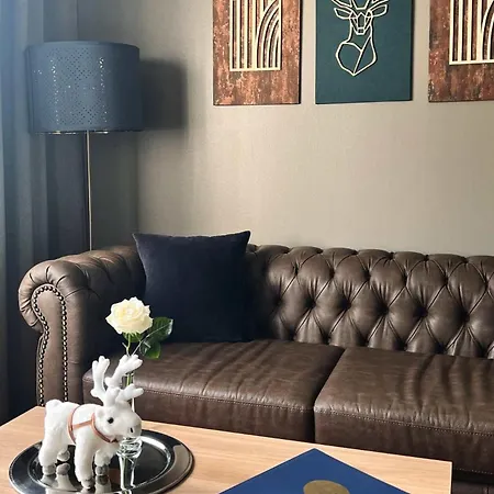 Hotel Golden Circle