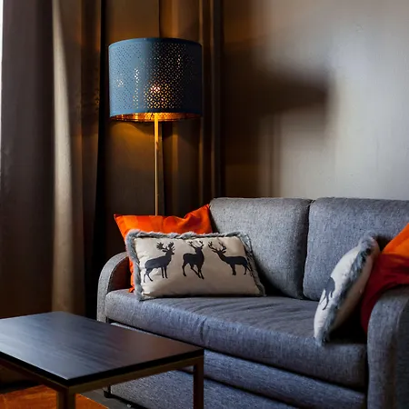 Hotel Golden Circle