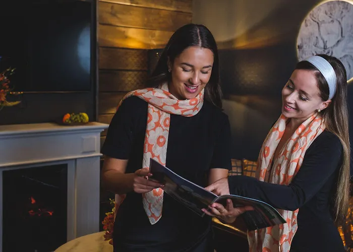 Golden Circle Hotel 4*