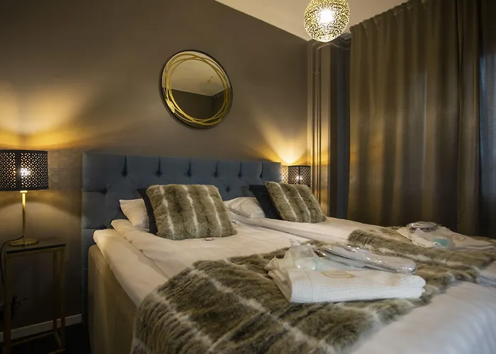 Golden Circle Hotel 4*